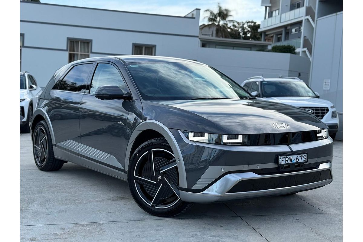 2025 Hyundai IONIQ 5 DYNAMIQ NE.V5
