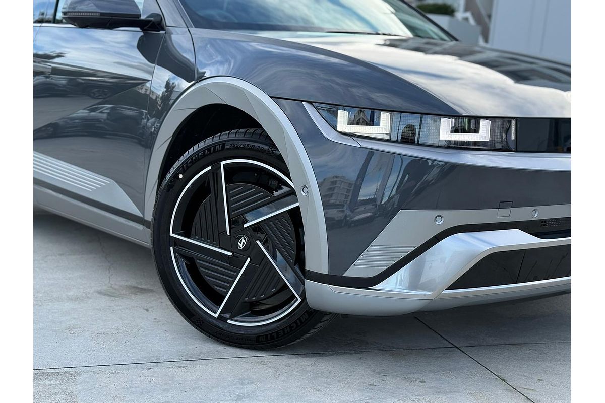 2025 Hyundai IONIQ 5 DYNAMIQ NE.V5