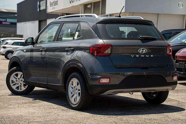 2025 Hyundai Venue  QX.V5