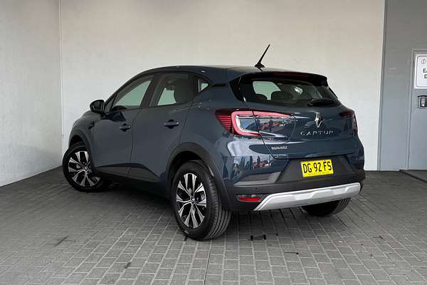 2022 Renault Captur Life XJB