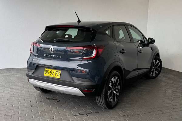 2022 Renault Captur Life XJB