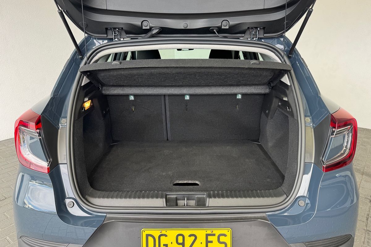 2022 Renault Captur Life XJB