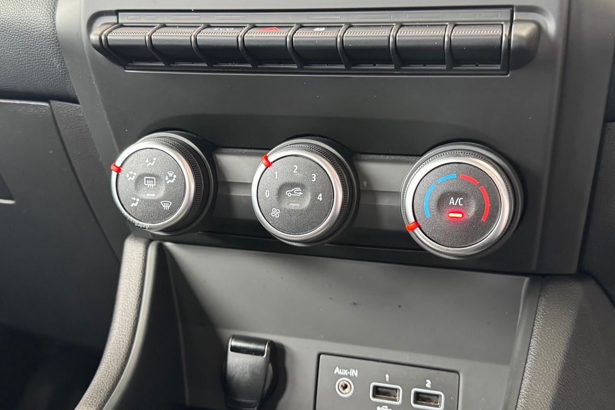 2022 Renault Captur Life XJB