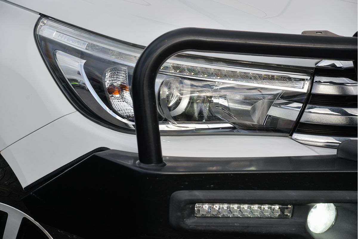 2016 Toyota Hilux SR5 GUN126R 4X4