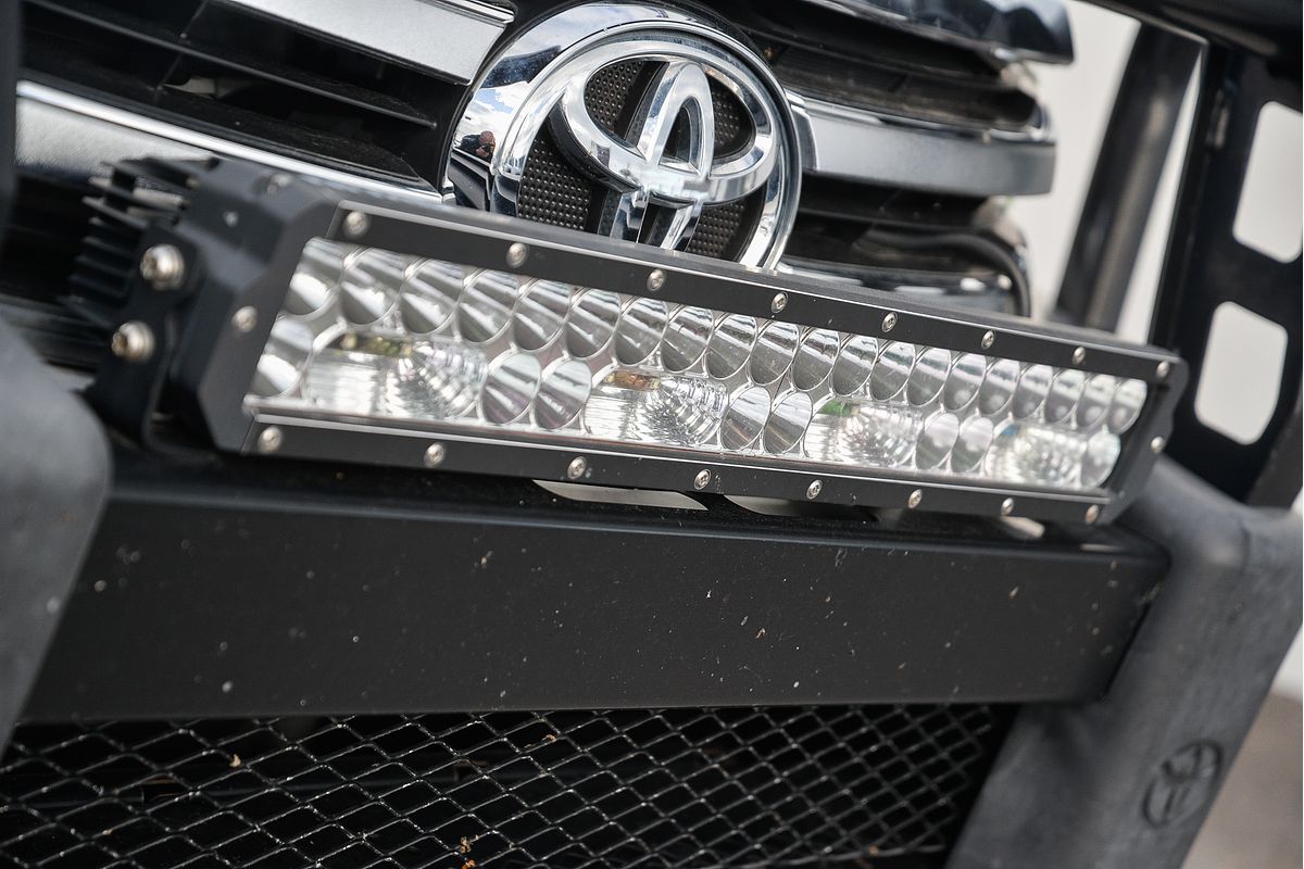 2016 Toyota Hilux SR5 GUN126R 4X4