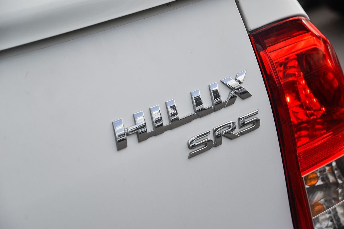 2016 Toyota Hilux SR5 GUN126R 4X4