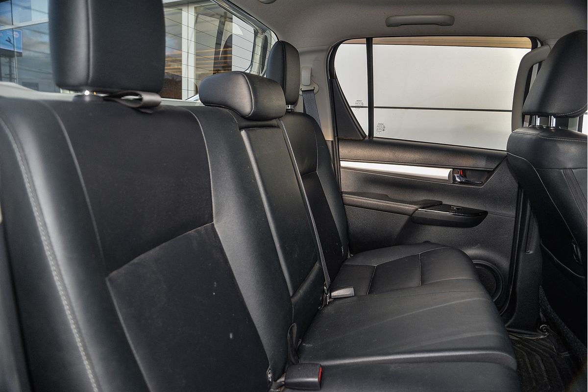 2016 Toyota Hilux SR5 GUN126R 4X4