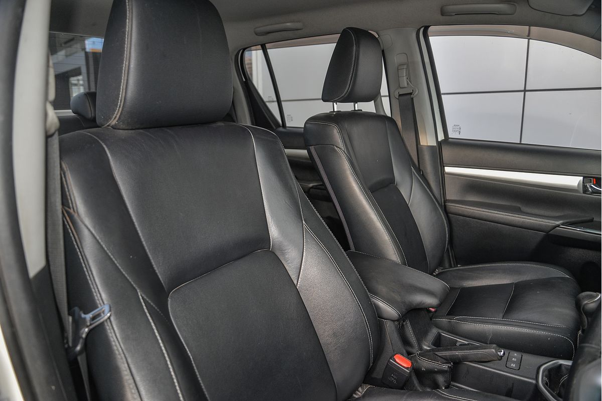 2016 Toyota Hilux SR5 GUN126R 4X4