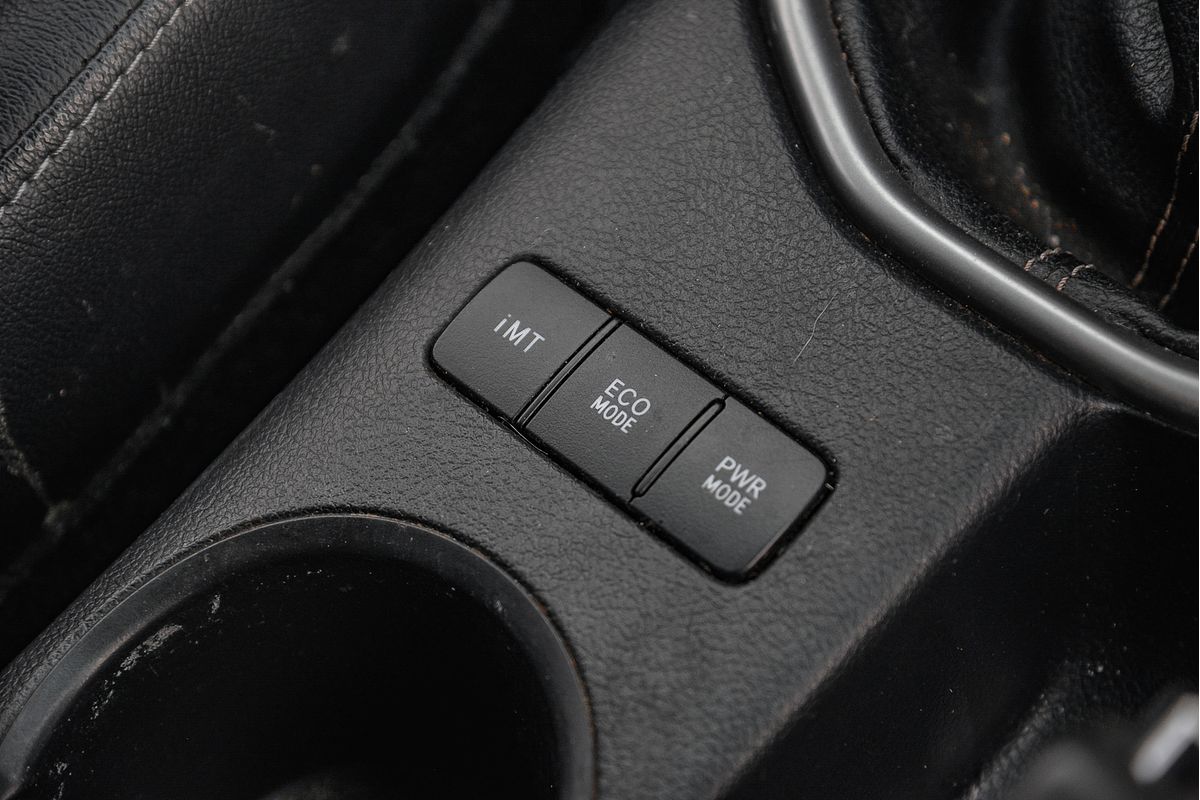 2016 Toyota Hilux SR5 GUN126R 4X4
