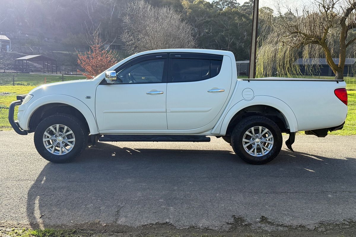2014 Mitsubishi Triton GLX-R MN 4X4