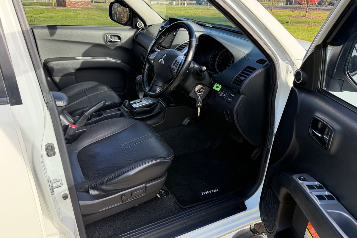 2014 Mitsubishi Triton GLX-R MN 4X4