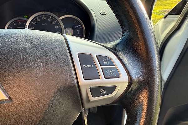 2014 Mitsubishi Triton GLX-R MN 4X4
