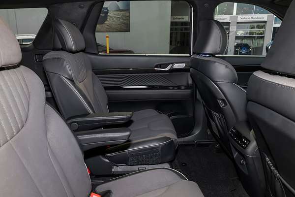 2025 Hyundai Palisade Calligraphy Black Ink LX2.V5