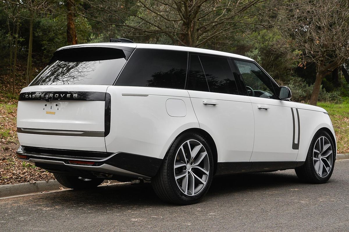 2025 Land Rover Range Rover P530 HSE L460