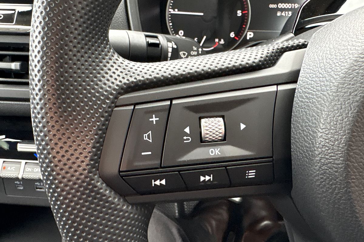 2025 Mitsubishi Triton GLX MV Rear Wheel Drive