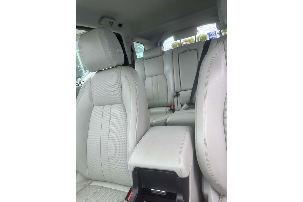 2015 Land Rover Discovery Sport SD4 SE L550