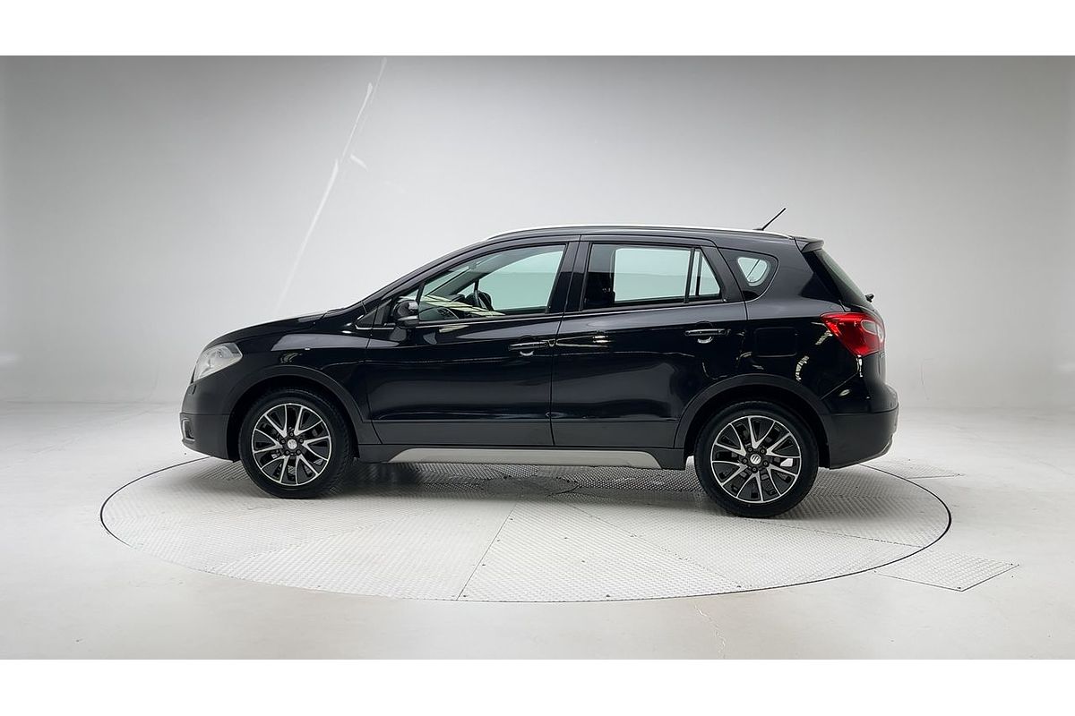 2013 Suzuki SX4 Crossover S GYA