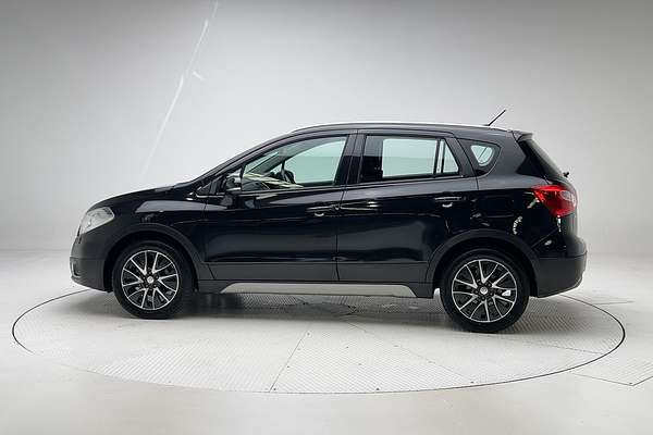2013 Suzuki SX4 Crossover S GYA