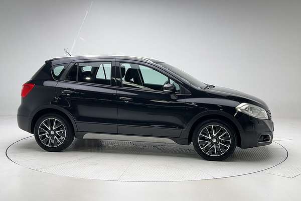 2013 Suzuki SX4 Crossover S GYA