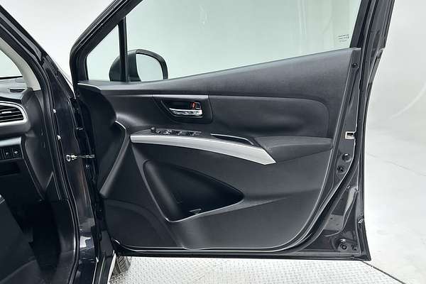 2013 Suzuki SX4 Crossover S GYA