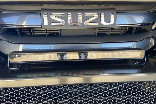 2024 Isuzu D-MAX X-TERRAIN 4X4