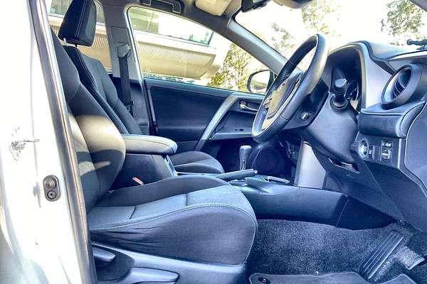 2017 Toyota RAV4 GXL ZSA42R