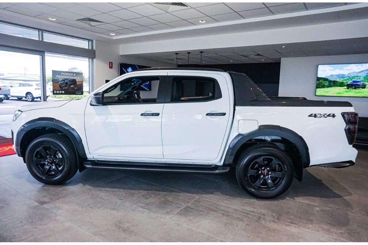 2025 Isuzu D-MAX X-TERRAIN 4X4