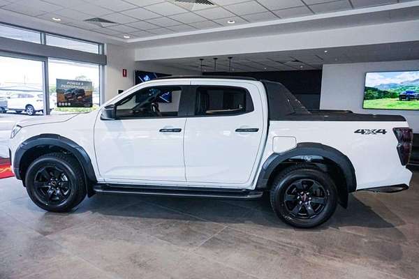 2025 Isuzu D-MAX X-TERRAIN 4X4