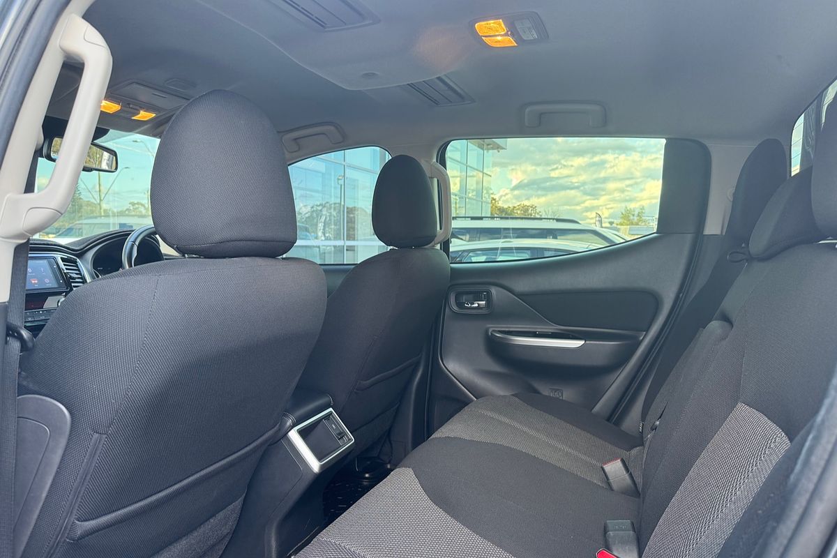 2022 Mitsubishi Triton GLS MR 4X4