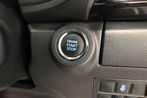 2021 Toyota Hilux RUGGED X (4x4) GUN126R FACELIFT 4X4