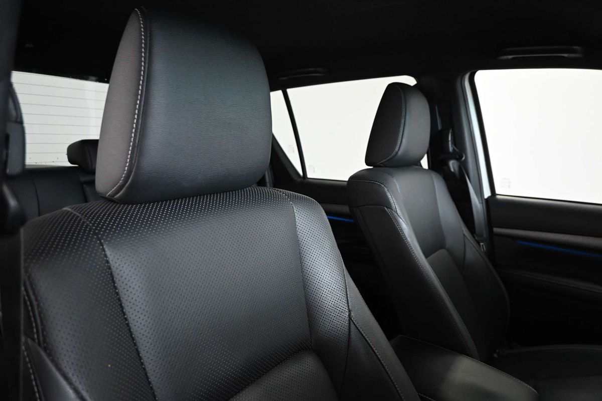 2021 Toyota Hilux RUGGED X (4x4) GUN126R FACELIFT 4X4