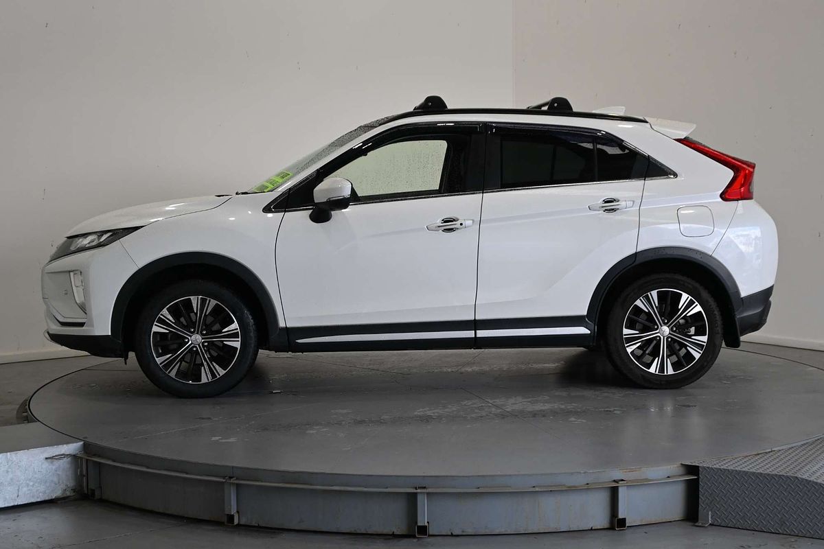 2017 Mitsubishi Eclipse Cross EXCEED (2WD) YA