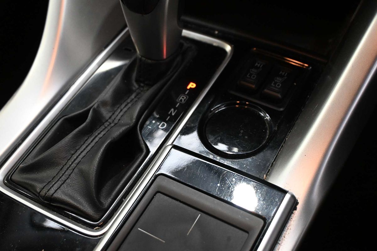 2017 Mitsubishi Eclipse Cross EXCEED (2WD) YA