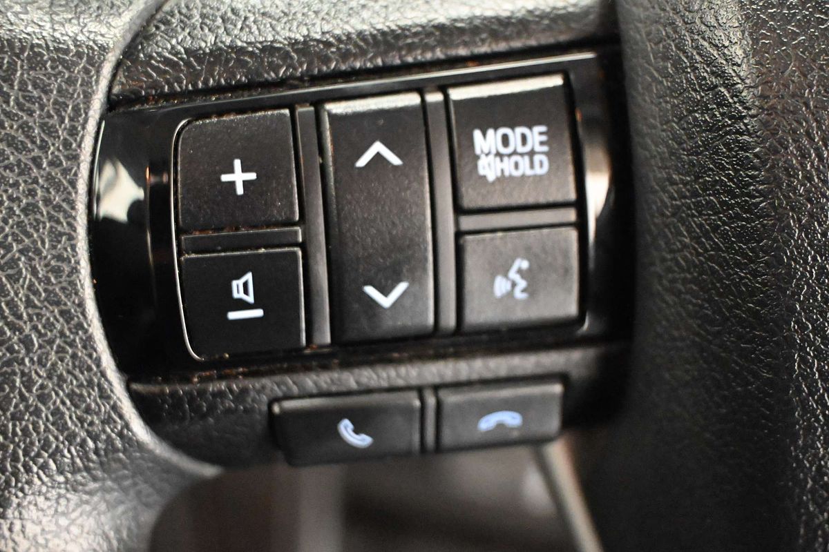 2019 Toyota Hilux SR (4x4) GUN126R MY19 4X4