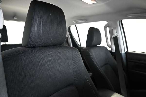 2019 Toyota Hilux SR (4x4) GUN126R MY19 4X4