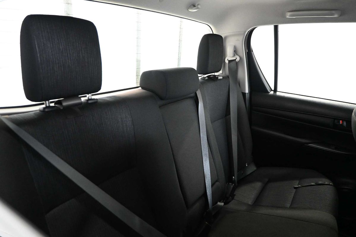 2019 Toyota Hilux SR (4x4) GUN126R MY19 4X4