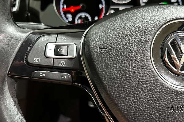 2016 Volkswagen Golf 110TDI Highline 7