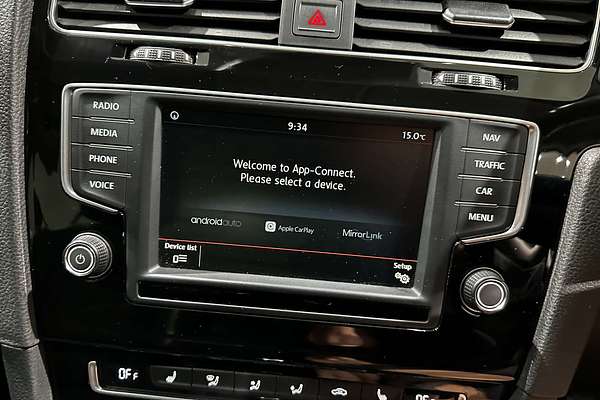 2016 Volkswagen Golf 110TDI Highline 7