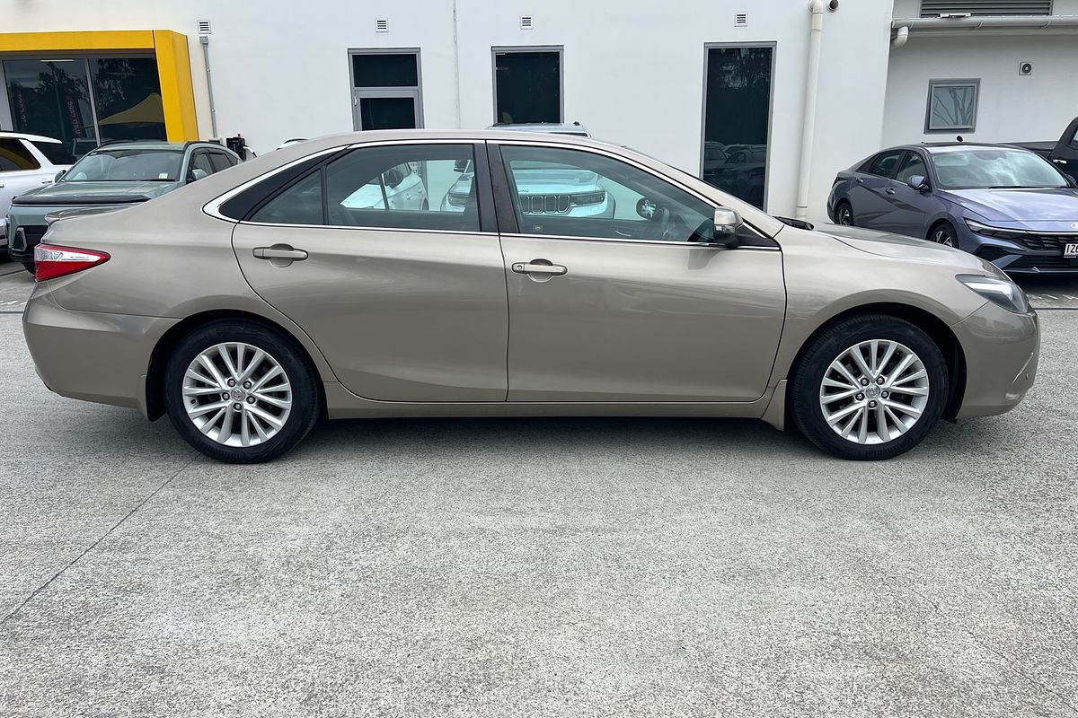 2015 Toyota Camry Atara SL ASV50R