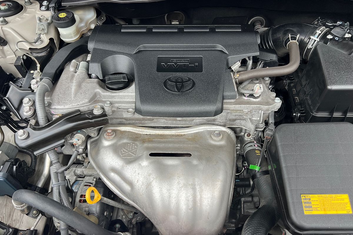 2015 Toyota Camry Atara SL ASV50R