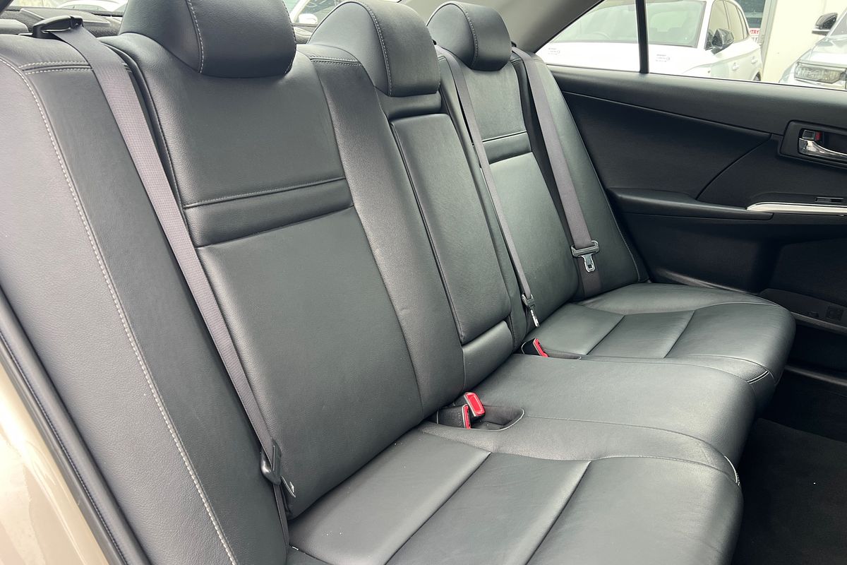 2015 Toyota Camry Atara SL ASV50R