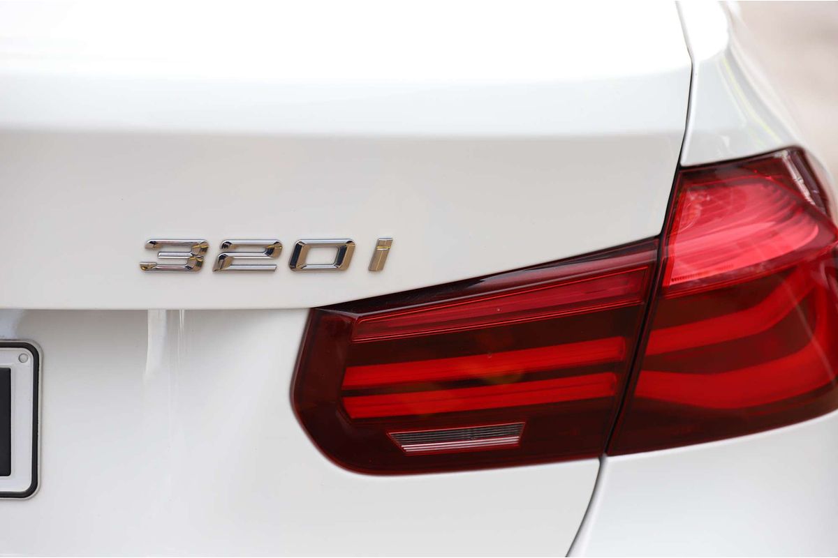 2018 BMW 3 Series 320i M Sport F30 LCI