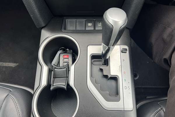 2015 Toyota Camry Atara SL ASV50R