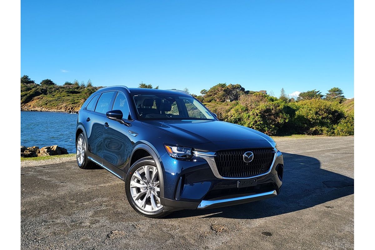 Mazda CX-90 B 8AUTO D50E GT AWD - FITTED WITH DASHCAM ,WEATHERSHIELDS & MATS - 25 PLATE DEMO Mazda CX-90 B 8AUTO D50E GT AWD - FITTED WITH DASHCAM ,WEATHERSHIELDS & MATS - 25 PLATE DEMO