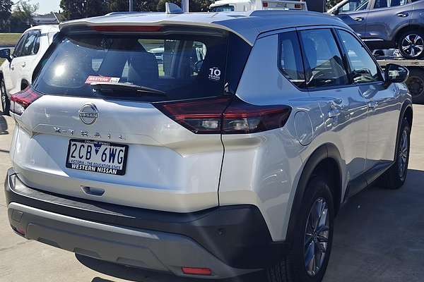 2024 Nissan X-TRAIL ST T33