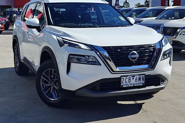 2025 Nissan X-TRAIL ST T33