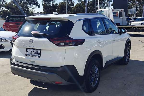 2025 Nissan X-TRAIL ST T33
