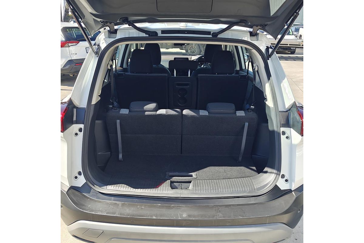 2025 Nissan X-TRAIL ST T33