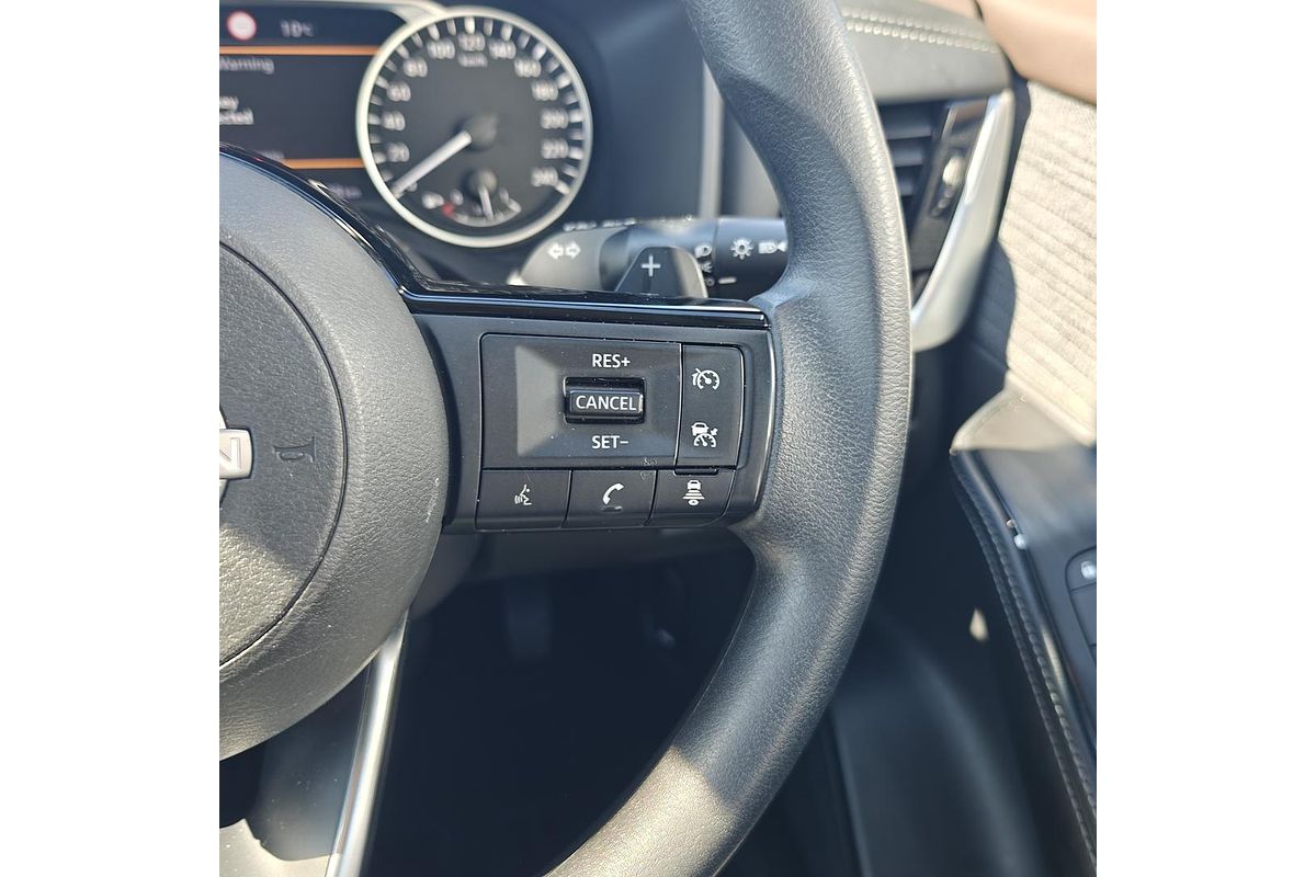 2025 Nissan X-TRAIL ST T33