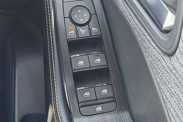2025 Nissan X-TRAIL ST T33